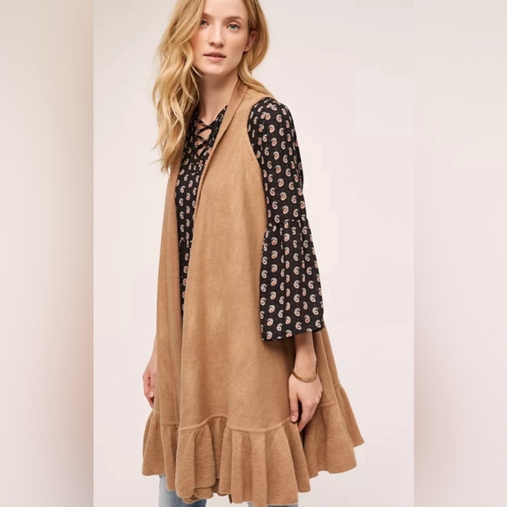 Anthropologie Evelyn K One Size Tan Ruffle Hem Vest